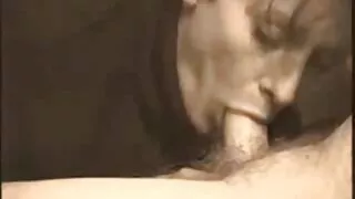 parkta güzel bir sarışın kot pantolon için iyi amsikmeler