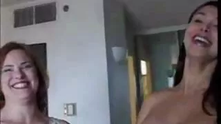 Memeler, parmak, çiş am sikmek porno